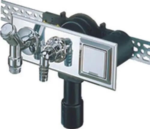 Dallmer Siphon für Wandeinbau mit verchromten Armaturen und einem schwarzen Abflussrohr, geeignet für Waschgeräteinstallation.