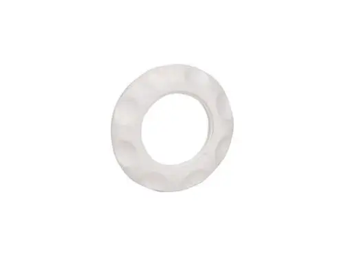 Weißer Dallmer-Gegenstand in ringförmiger Form mit integrierten Aussparungen. Ideal für Verbindungselemente oder zur Befestigung in verschiedenen Anwendungen.