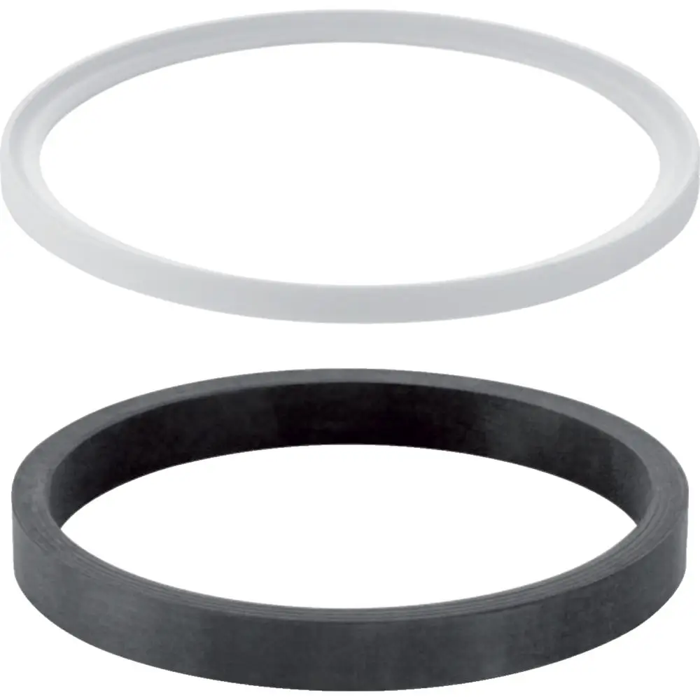 Set aus zwei Dichtungen von Geberit, eine weiße und eine schwarze, beide in Form von Ringen.