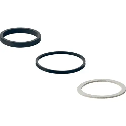 Drei Dichtungsringe in verschiedenen Größen, darunter zwei schwarze und ein grauer Ring, geeignet für Geberit-Produkte.