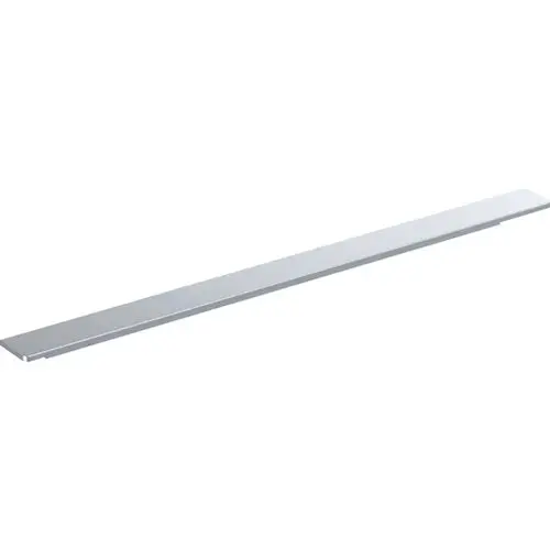 Geberit Griff in verchromter Ausführung, flach und schmal. Ideal zum Anbringen an Türen oder Möbeln. Spart Platz und bietet Funktionalität.