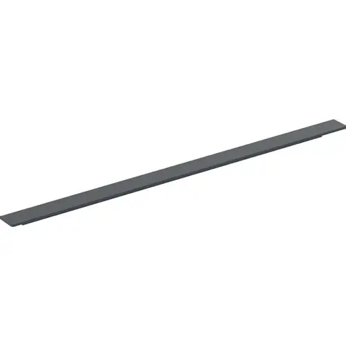 Matte, dunkle Geberit-Profilleiste. Schmale, flache Bauform ohne sichtbare Befestigungen. Hintergrund ist neutral gehalten.