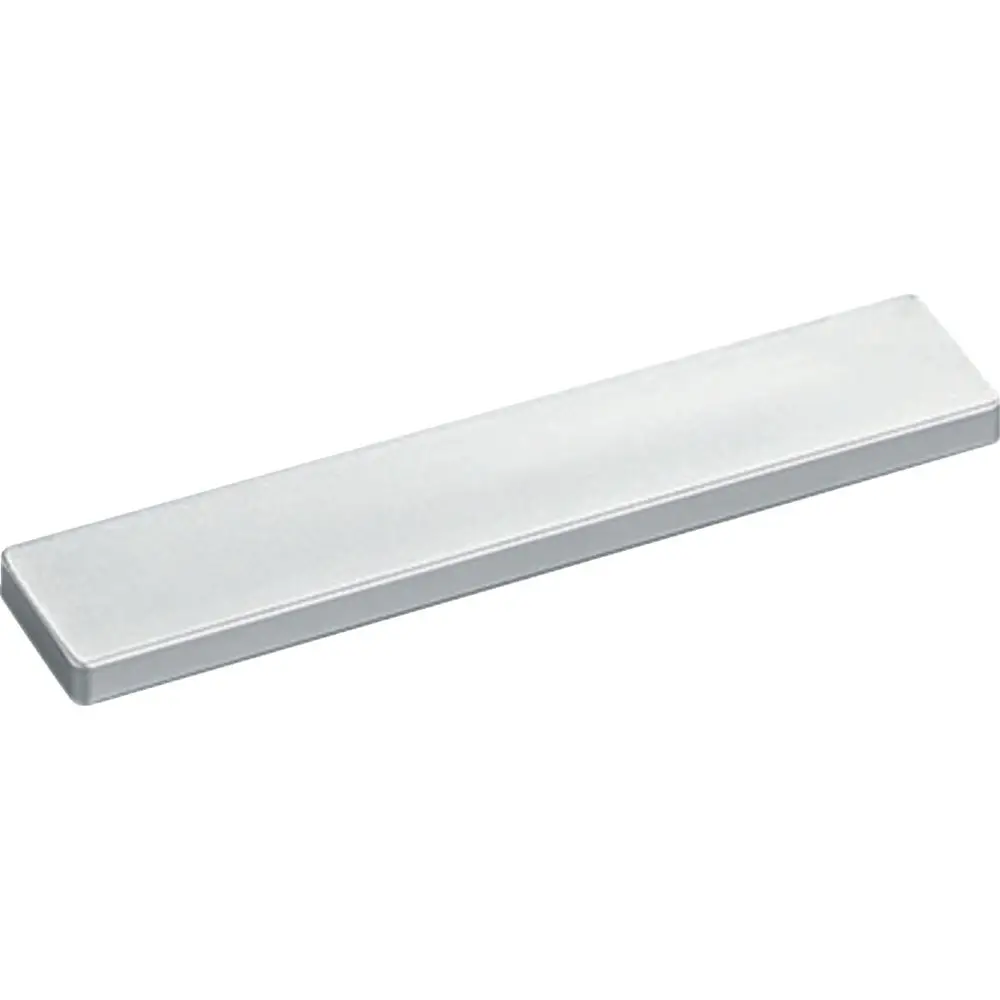 Geberit Magnethalter in rechteckiger Form, flach, mit einer glatten Oberfläche, geeignet für verschiedene Befestigungsanwendungen.