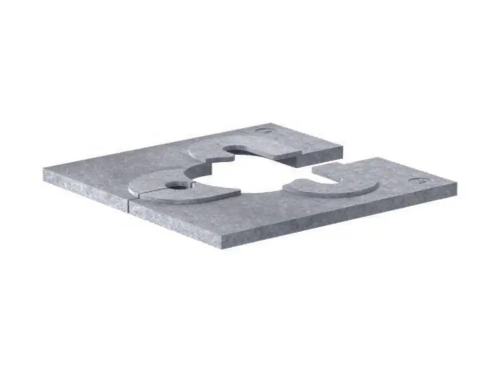 Montagehilfe aus grauem Material mit Ausschnitten, die eine einfache Installation unterstützen. Dallmer-Produkt für die Anwendung in Sanitärbereichen.