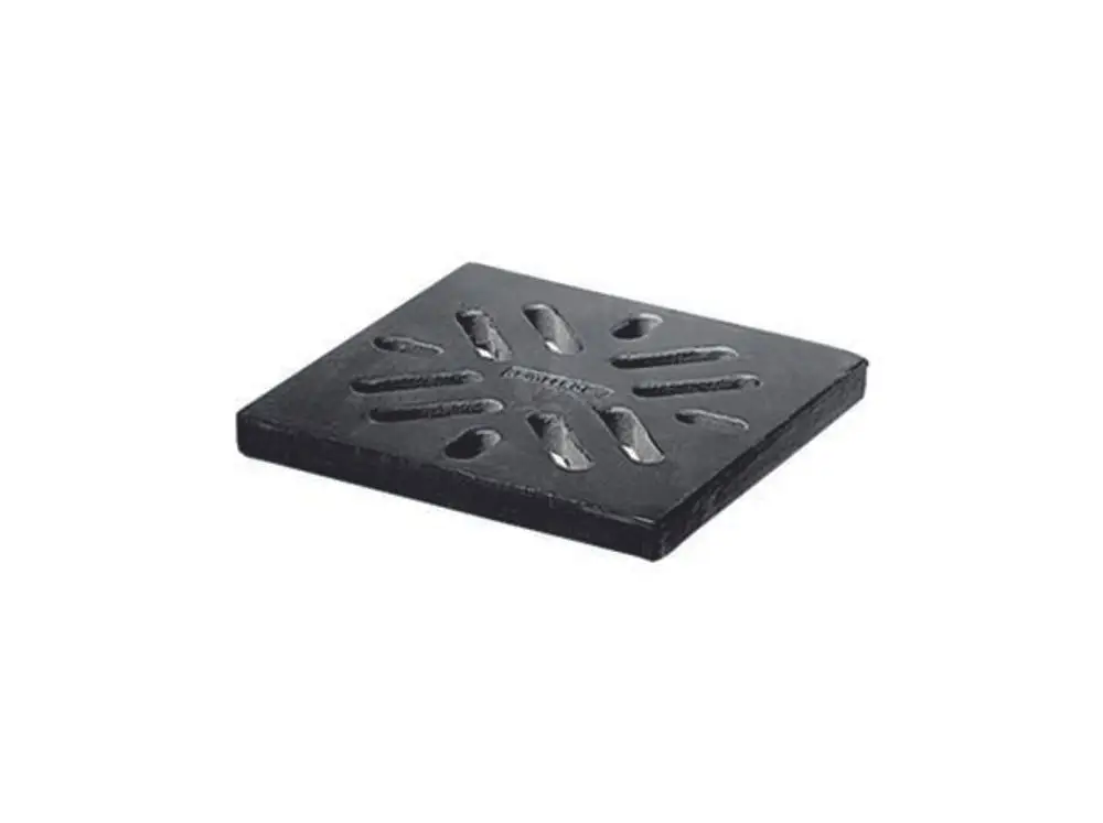 Guss-Rost von Dallmer mit mehreren Öffnungen für Wasserabfluss, quadratische Form, geeignet für Abwasserkanäle oder Bodenabläufe.