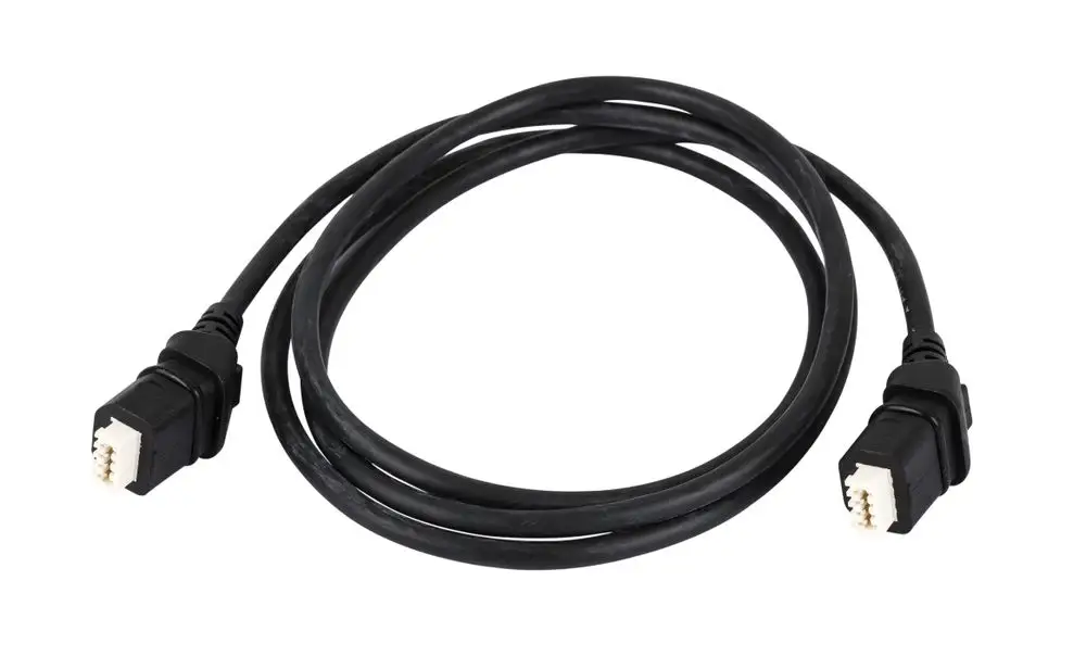 Schwarzes Kabel mit zwei Steckverbindern, typischerweise für die Verbindung von Danfoss NovoCon-Geräten in einem Daisy-Chain-Setup verwendet.