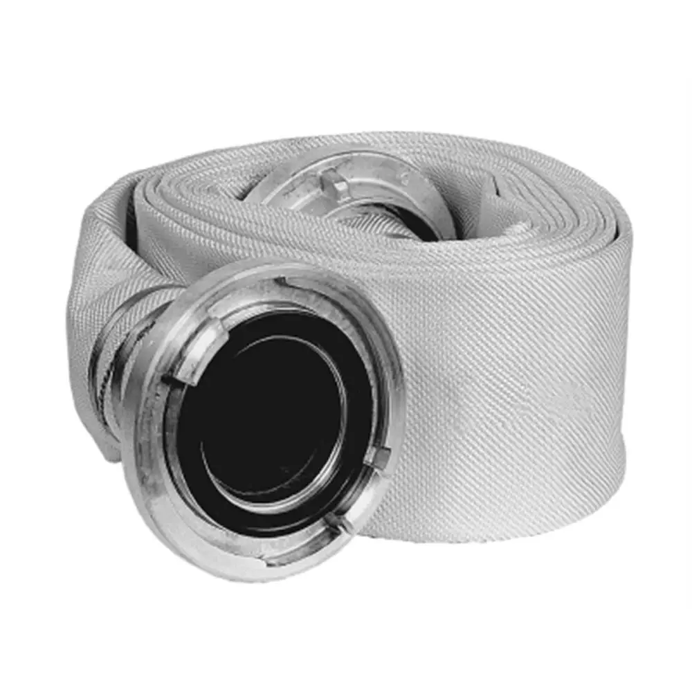 Weiße textile Druckschlauch mit zwei Metallstorz-Kupplungen, aufgerollt. Geeignet für die Verwendung mit Grundfos Schmutz- und Abwasserpumpen.
