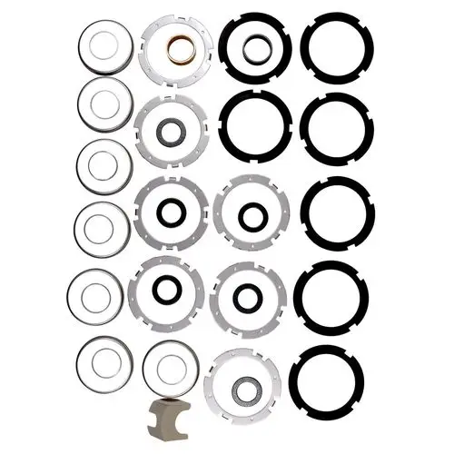 Verschleißteil-Kit von Grundfos mit verschiedenen Dichtungen, Unterlegscheiben und Halterungen, angeordnet in mehreren Reihen auf weißem Hintergrund.