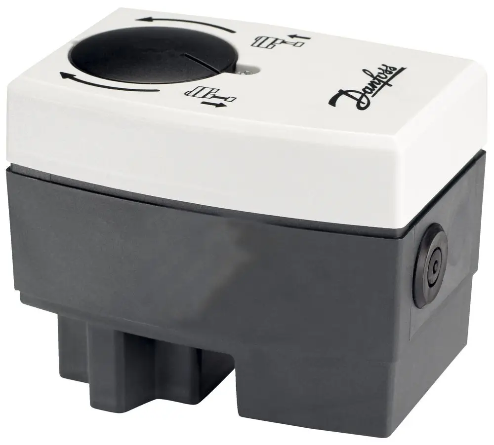 Danfoss elektrischer Stellantrieb mit Drehregler und Anschlussstecker. Gerät mit kompaktem Design zur Regelung von Heiz- oder Kühlanlagen.