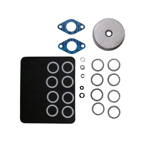Ersatzteil-Kit von Grundfos mit verschiedenen Dichtungen, O-Ringen und Flanschen, angeordnet auf schwarzem Untergrund. Enthält Komponenten für Wartungszwecke.
