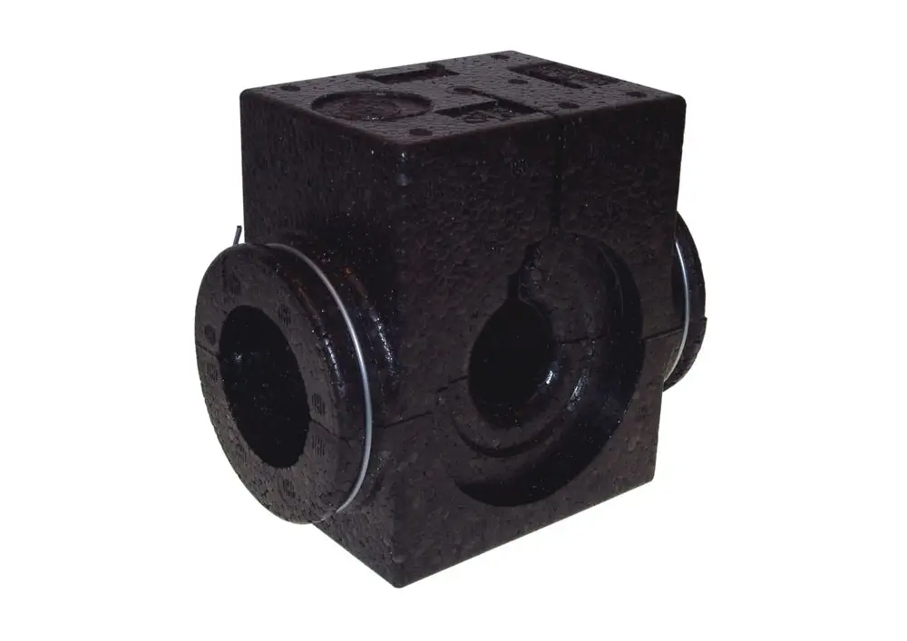 EPP-Isolierschale in dunkler Farbe, mit zwei Anschlüssen. Verwendung für Danfoss ASV/P/PV/I/M und USV-I/M erkennbar. Nachhaltige Isolation für Temperaturen bis 120 °C.