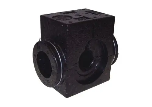 EPP-Isolierschale in dunkler Farbe, mit zwei Anschlüssen. Verwendung für Danfoss ASV/P/PV/I/M und USV-I/M erkennbar. Nachhaltige Isolation für Temperaturen bis 120 °C.