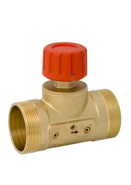 Danfoss Ventil mit roter Handradbedienung und zwei Außengewindeanschlüssen zur Regulierung und Messung des Durchflusses.