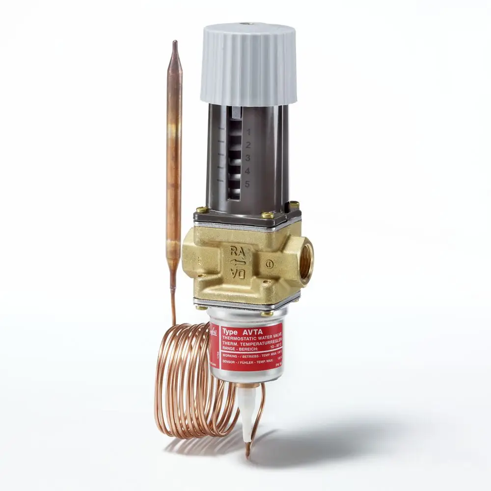 Thermostatischer Temperaturregler von Danfoss mit Einstellknopf und Temperatursonde. Ausgelegt für Heizungsanlagen zur Regelung von Wassertemperaturen.