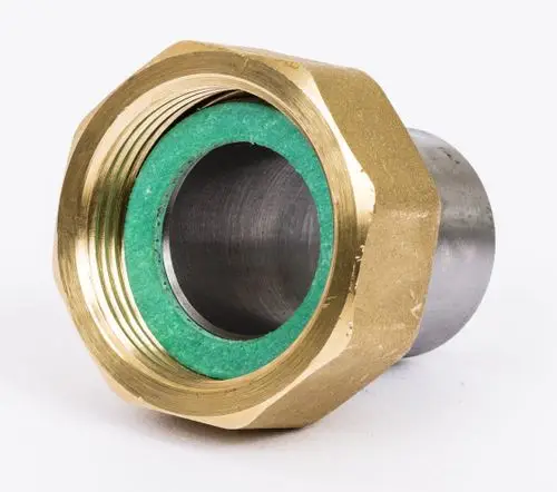 Edelstahlanschlussstück mit einer grünen Dichtung im Inneren, hergestellt von Danfoss, für die Verbindung von Rohrleitungen.