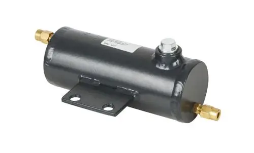 Danfoss-Hochdruckbehälter aus Stahl, lackiert, mit Anschlüssen an beiden Enden und einer Halterung zur einfachen Montage. Einsatz abhängig von spezifischen Temperaturanforderungen.