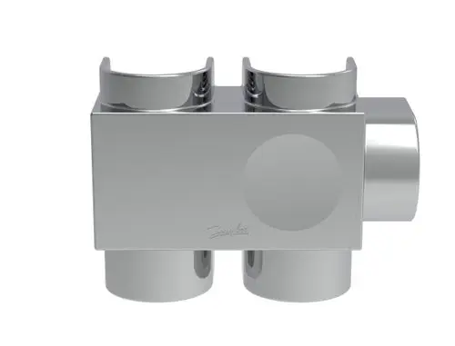 Kunststoffabdeckung in Chrom für Heizkörper mit zwei Fühlern von Danfoss. Die Abdeckung hat eine rechteckige Form mit zwei runden Aussparungen an der Oberseite.