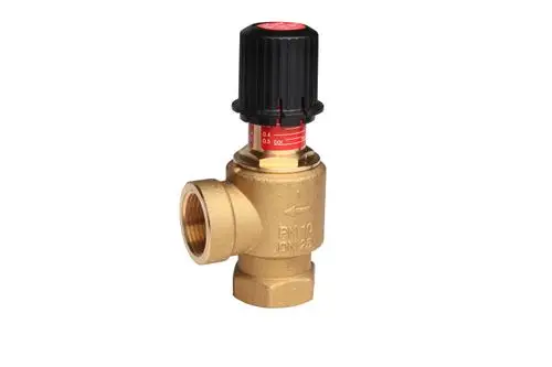 Überströmventil mit Innen-Muffengewinde, hergestellt von Danfoss. Das Ventil hat einen schwarzen Einstellknopf zur Regelung des Drucks und eine goldene Gehäusefarbe.
