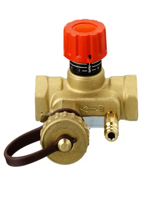 Mess- und Regelventil von Danfoss mit rotem Einstellknopf und Anschluss für Rohrleitungen. Das Produkt ermöglicht die präzise Regulierung des Durchflusses.