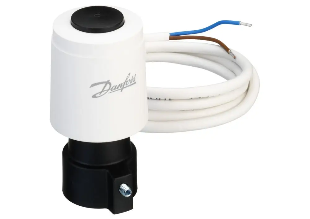 Stellantrieb von Danfoss mit weißem Gehäuse, schwarzem Sockel und Kabel. Anschlussdrähte sind sichtbar. Geeignet für Verwendung in Heizsystemen.