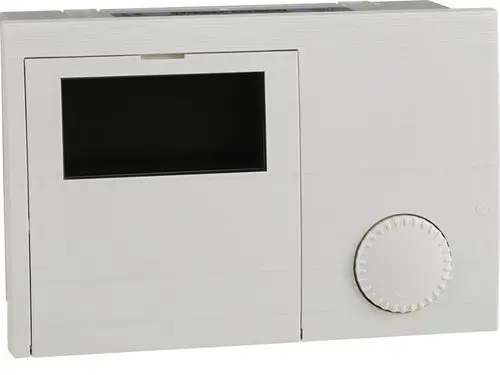 Weißes Steuergerät mit Display und Drehregler, möglicherweise für die Regelung von Wärmepumpen, hergestellt von Stiebel Eltron.