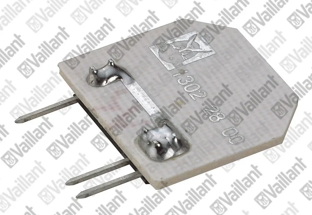 Platte mit Metallanschlüssen, beschriftet mit Vaillant-Logo und Teilenummern, zur elektronischen Verwendung in Heizgeräten.
