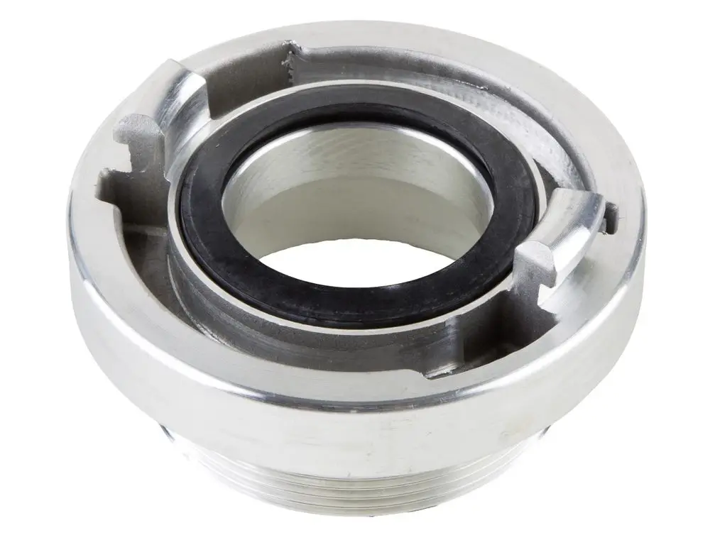 Storz C-Festkupplung mit Außengewinde und Gummidichtung, aus Metall, geeignet für Wilo-Systeme. Klar strukturiertes Design mit Einstecköffnung.