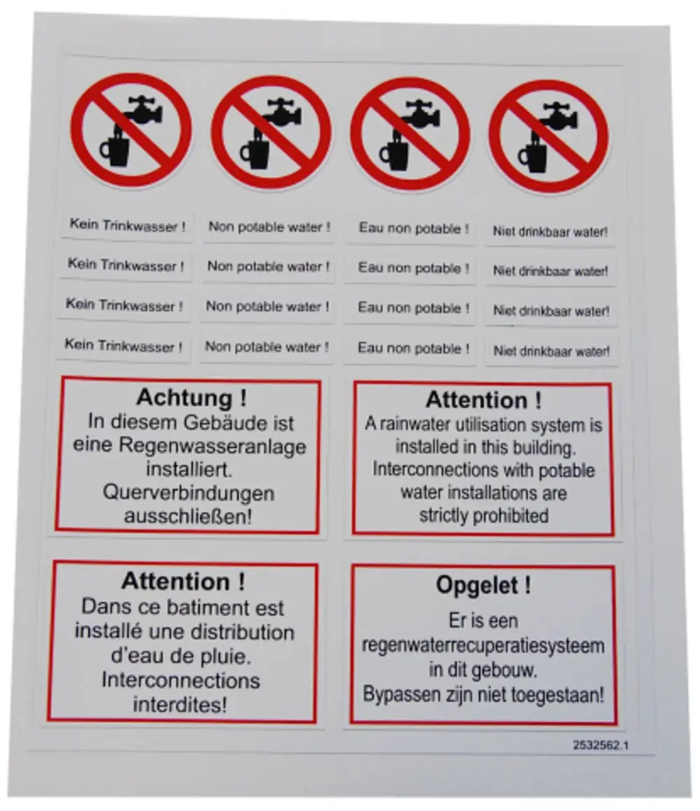 Beschriftungsset von Wilo zur Kennzeichnung von nicht trinkbarem Wasser und Regenwassernutzung, mehrsprachig mit Warnhinweisen für sichere Verwendung.