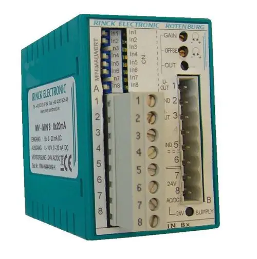 Wilo Steuergerät mit mehreren Eingängen und Ausgängen, ausgestattet mit Terminals für die elektrische Verbindung und Einstellmöglichkeiten für Gain und Offset.