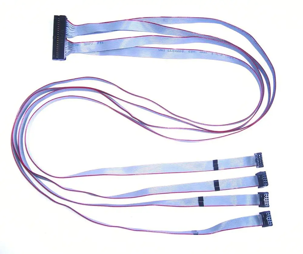 Flachbandkabel mit mehreren Leitungen, zur Verbindung von Steuermodulen. Eignet sich für Pumpensteuerungen, wie sie von Wilo verwendet werden.