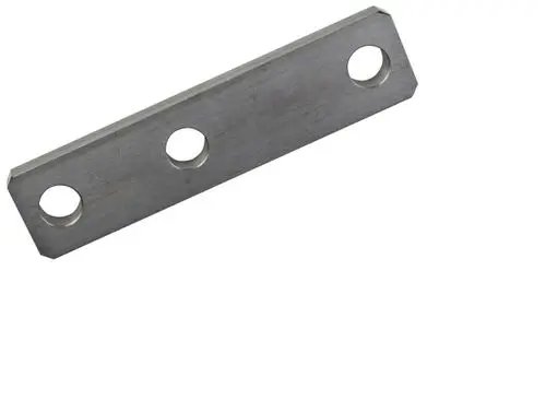 Montagezubehör von Wilo, rechteckige Metallplatte mit drei runden Bohrungen, geeignet für Installationen und Schwerpunktverlagerungen.
