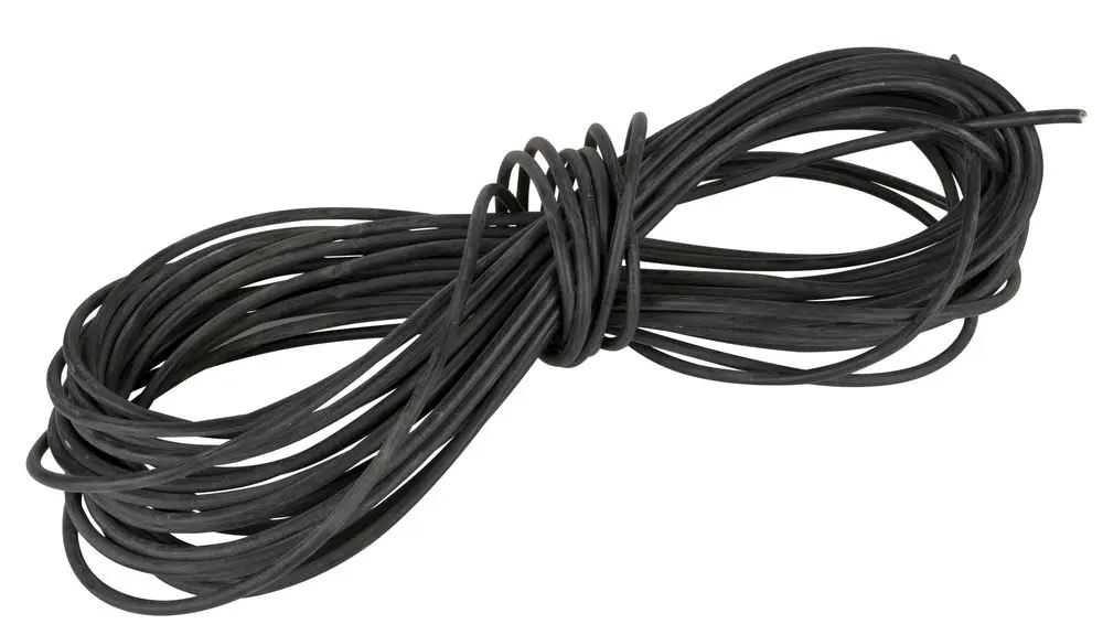Schwarzes, längliches Kabel, in lockerer Schlaufenform gewickelt, geeignet für elektrische Anschlüsse, möglicherweise von der Marke Wilo.