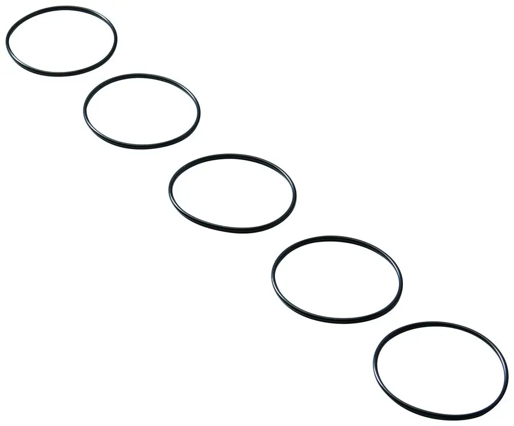 Fünf schwarze O-Ringe von Grohe in einer Reihe, geeignet für Dichtungsanwendungen. Beispielhafte Gummidichtungen in runder Form.