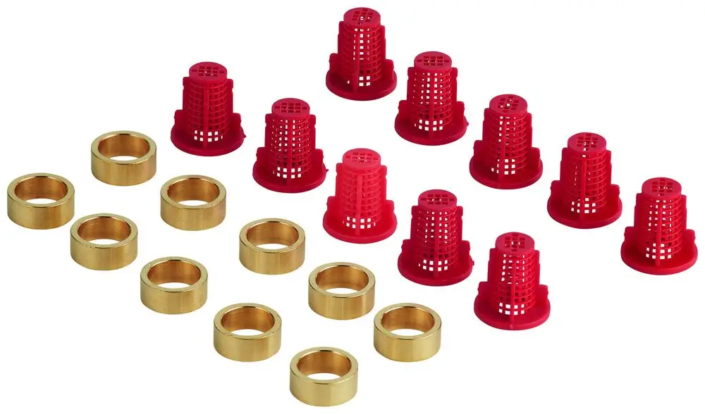Rote Schmutzfangsiebe in verschiedenen Höhen und goldene Ringe. Grohe Produkte zur Filterung oder Abdeckung in Sanitäranlagen, angeordnet in zwei Reihen.
