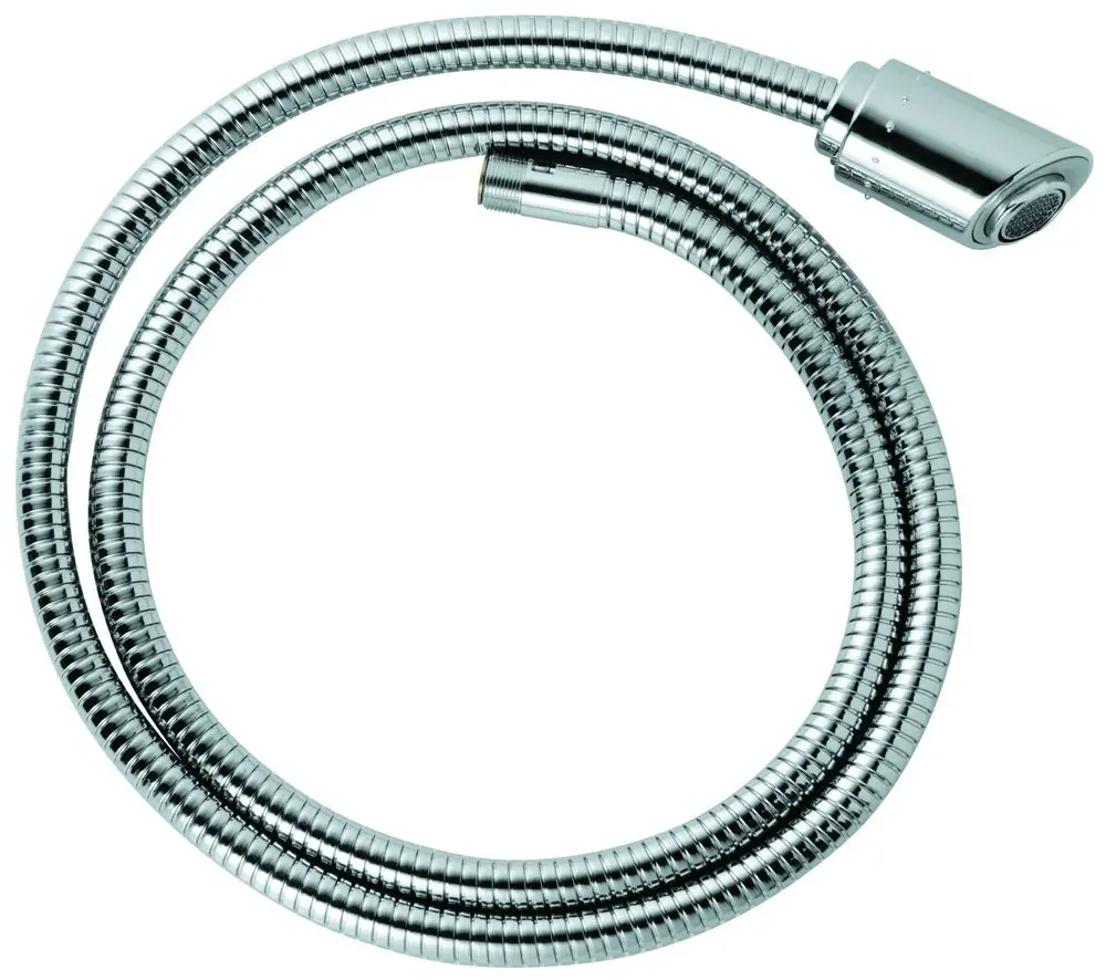Metallischer Brauseschlauch von Grohe, flexibel und in chromfarbene Ausführung, mit einem Anschlussstück und einem Brausekopf am Ende, verlegt in spiralisierte Form.