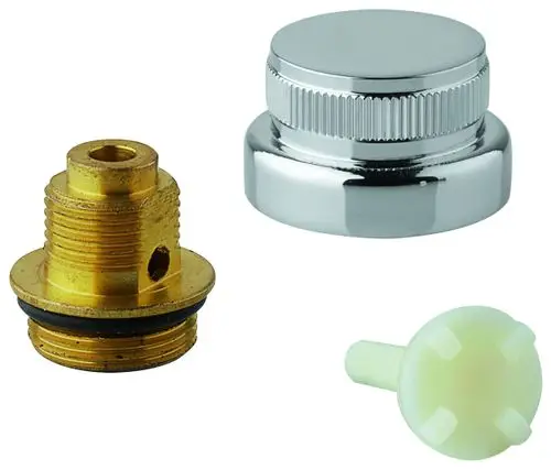 GROHE Belüftungsset mit drei Teilen: ein verchromter Deckel, ein goldfarbener Anschluss mit Dichtung und ein kleines, durchsichtiger Element.