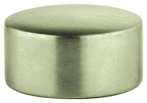 Runder, flacher Umstellknopf aus nickel gebürstetem Material. Das Produkt gehört zur Marke Grohe und hat eine gleichmäßige, matte Oberfläche.