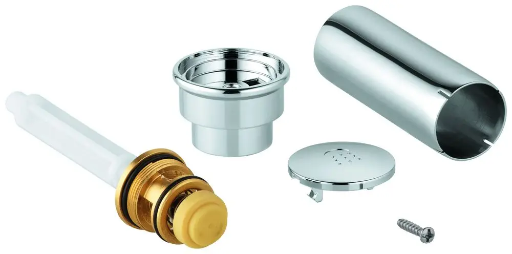 Grohe Umstellknopf mit mehreren Komponenten, darunter ein goldenes Ventil und metallische Teile in Chrom-Optik, auf hellem Hintergrund arrangiert.