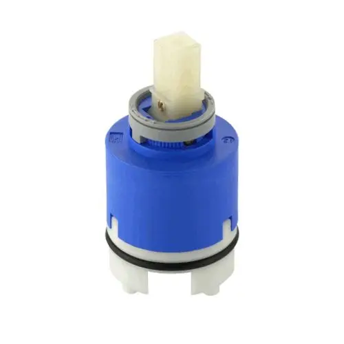 Keramische Kartusche von Grohe in blau und weiß, ideal für Armaturen. Mit einem quadratischen Ansatz und einem ringförmigen Verbindungselement.