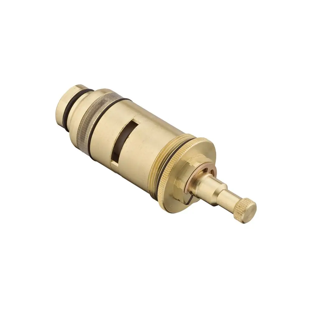 Thermostat von Hansgrohe, mit einem zylindrischen Design und mehreren Anschlüssen, geeignet für Temperaturregelungen in Sanitäranlagen.