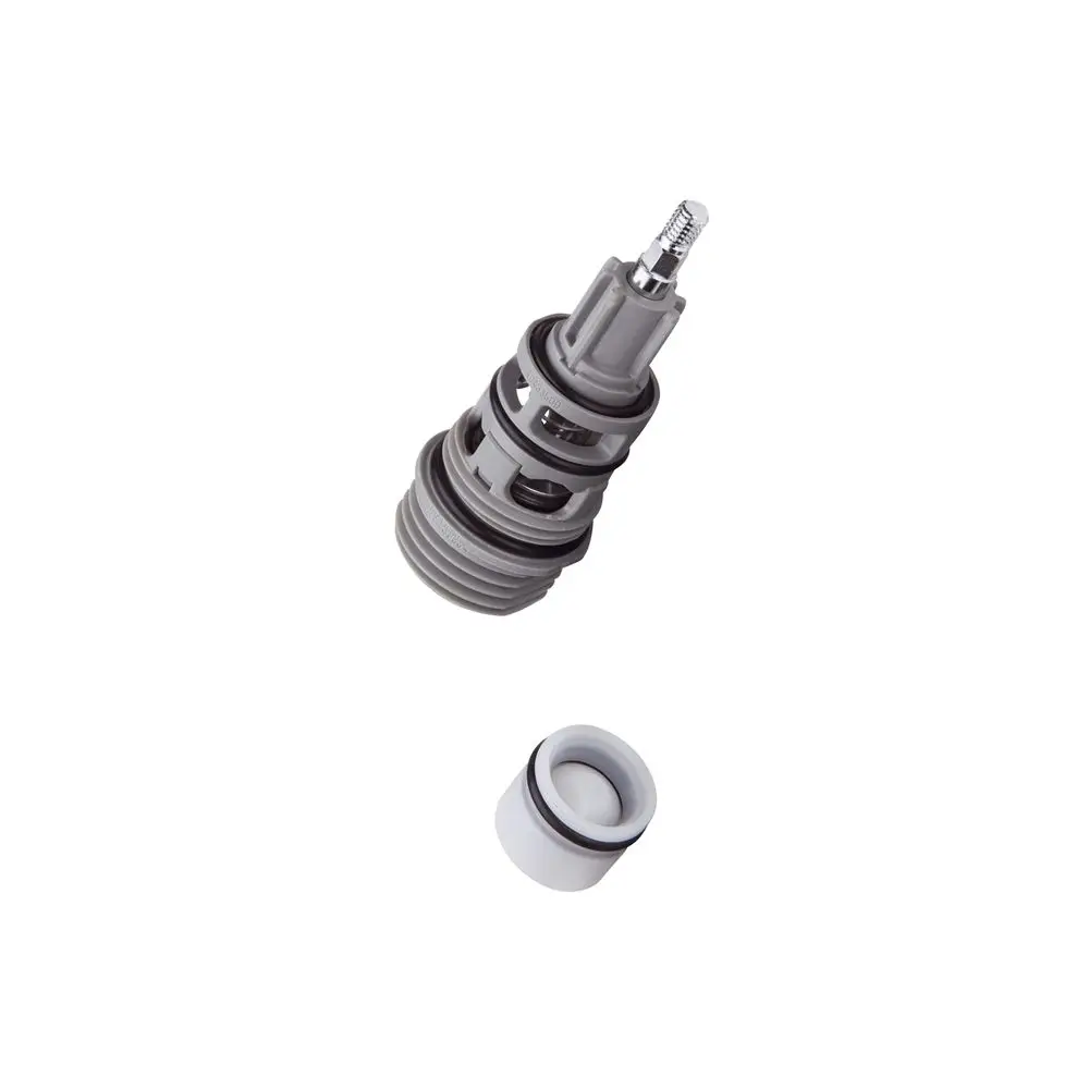 Umstellventil von Hansgrohe, bestehend aus einem grauen Element mit Ringen und einem weißen Dichtungsring, für die Verwendung in Sanitäranlagen.
