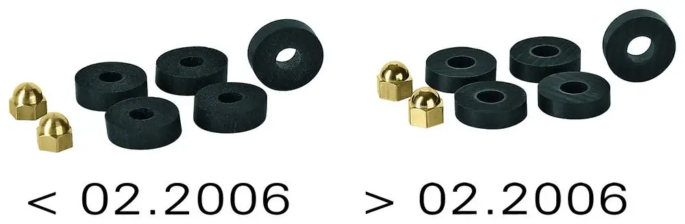 Zwei Gruppen von Dichtungen und Hutmutter in Schwarz, eine mit einer Durchgangsbohrung, die andere ohne. Produkte von Grohe, dargestellt nebeneinander, differenziert nach Produktionsdatum.
