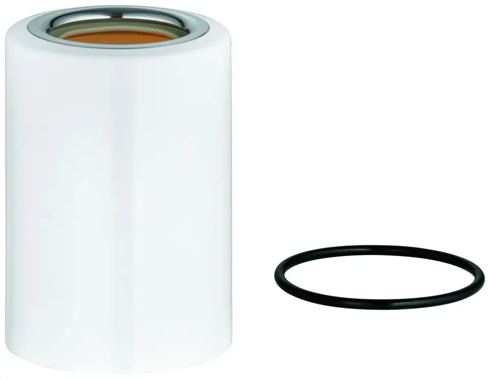 Weißer zylindrischer Deckel von Grohe mit metallischem Innenrand und schwarzem O-Ring daneben auf hellem Hintergrund.
