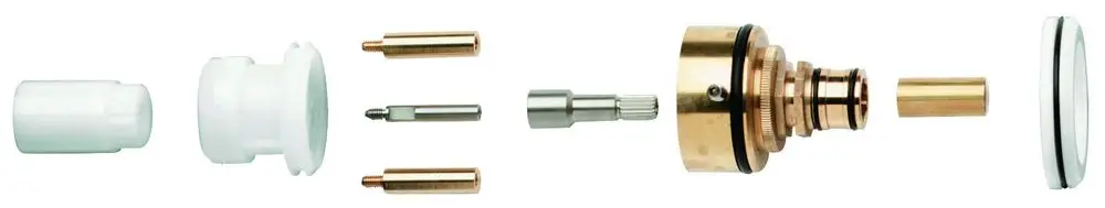 GROHE Produkt, bestehend aus mehreren Teilen, unter anderem einem metallischen Gehäuse und verschiedenen inneren Komponenten, die für eine Brause verwendet werden.