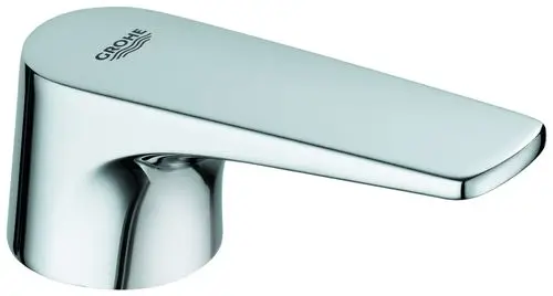 Glänzender chromfarbener Wasserhahnhebel von Grohe, mit einem leicht geschwungenen Design und einer flachen Oberseite zur Steuerung des Wasserflusses.