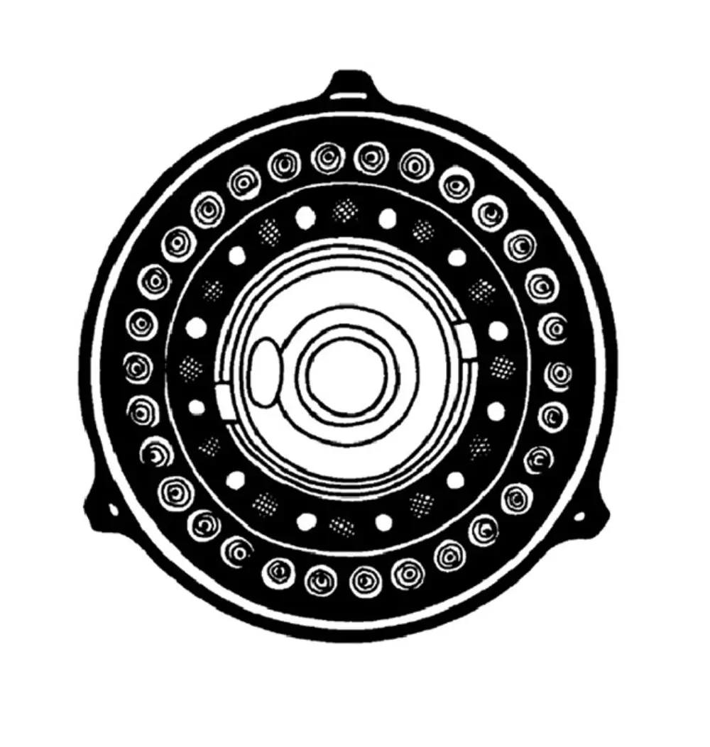 Runder Strahlregler aus verchromtem Material mit kreisförmigem Design und verschiedenen Lochmustern, typischerweise für Grohe-Duschköpfe verwendet.