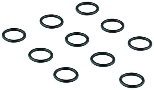 Schwarze O-Ringe in verschiedenen Anordnungen, hergestellt von Grohe. Zehn Stück sind sichtbar, sie haben eine runde Form und dienen als Dichtungs- oder Verbindungselemente.