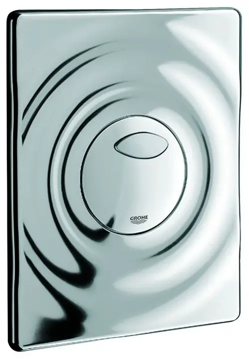 Chromatische WC-Betätigung von Grohe mit runder Taste in der Mitte und gewellter Oberfläche, geeignet für Dual-Flush-Systeme.