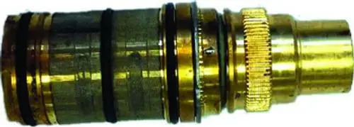 Thermostatkartusche aus Messing mit mehreren Ringen und Gewinde, von der Marke HANSA, für den Einsatz in sanitären Einrichtungen.