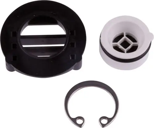 Drei Komponenten eines HANSAbereichs: ein schwarzes Gehäuse mit Öffnungen, ein weißes Innenteil mit Rillen und ein metallischer Sicherungsring.